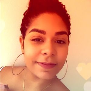 Meet your Posher, Jeaneddy